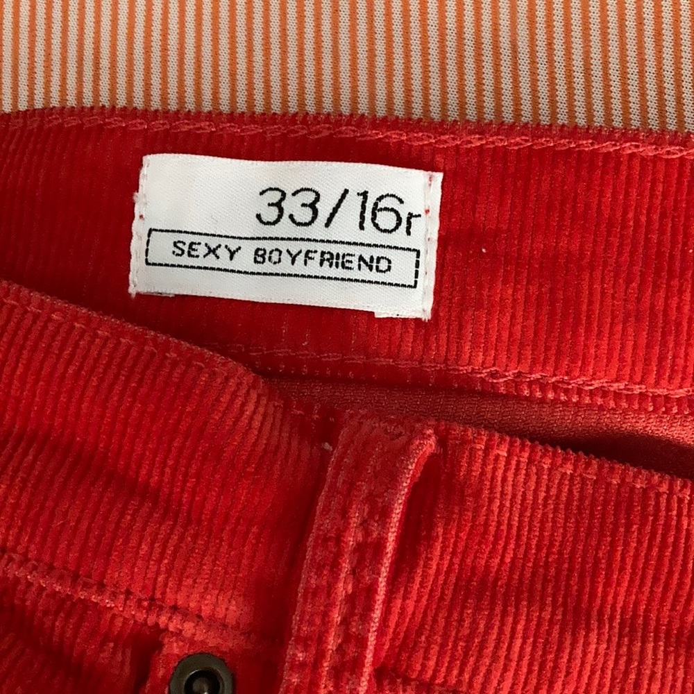 Euc Gap Boyfriend Cut Cropped Cords View 3